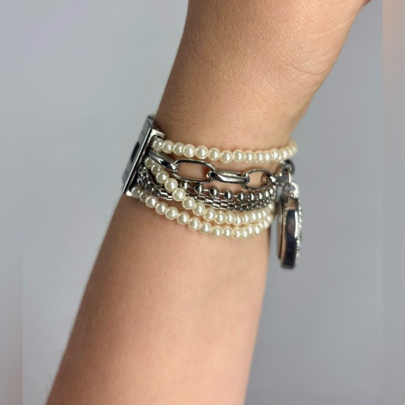 Pink Quartz Rhinestone Heart Jeweled Watch Charm Bracelet Silver and Pearls - Picture 3 of 8